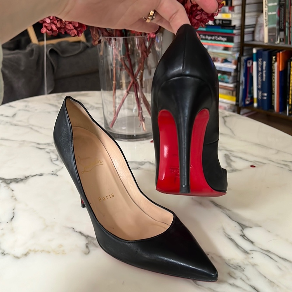 Christian Louboutin MINT CONDITION stilettos, vibram soles already installed ♥️